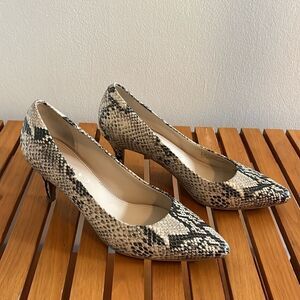 Cole Haan snakeskin kitten heels size 6.5
